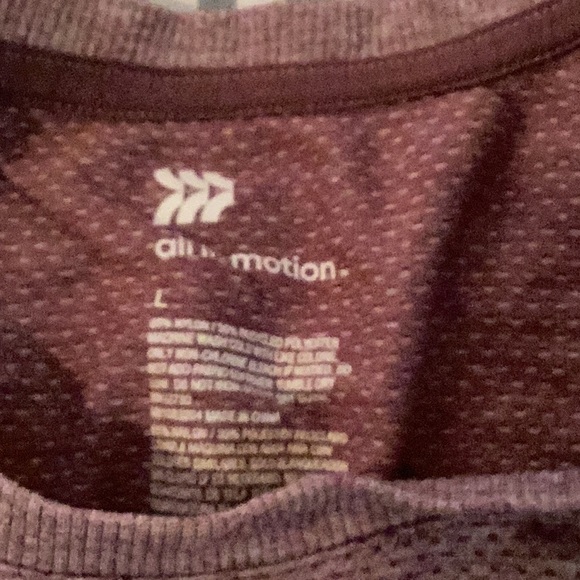 All in motion workout shirts - Picture 2 of 3